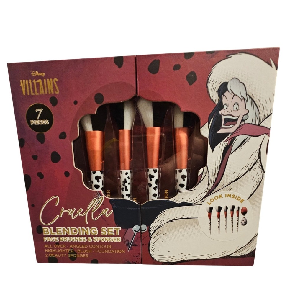 Disney Villains Cruella Blending Face Brushes and Sponges Makeup Set‎